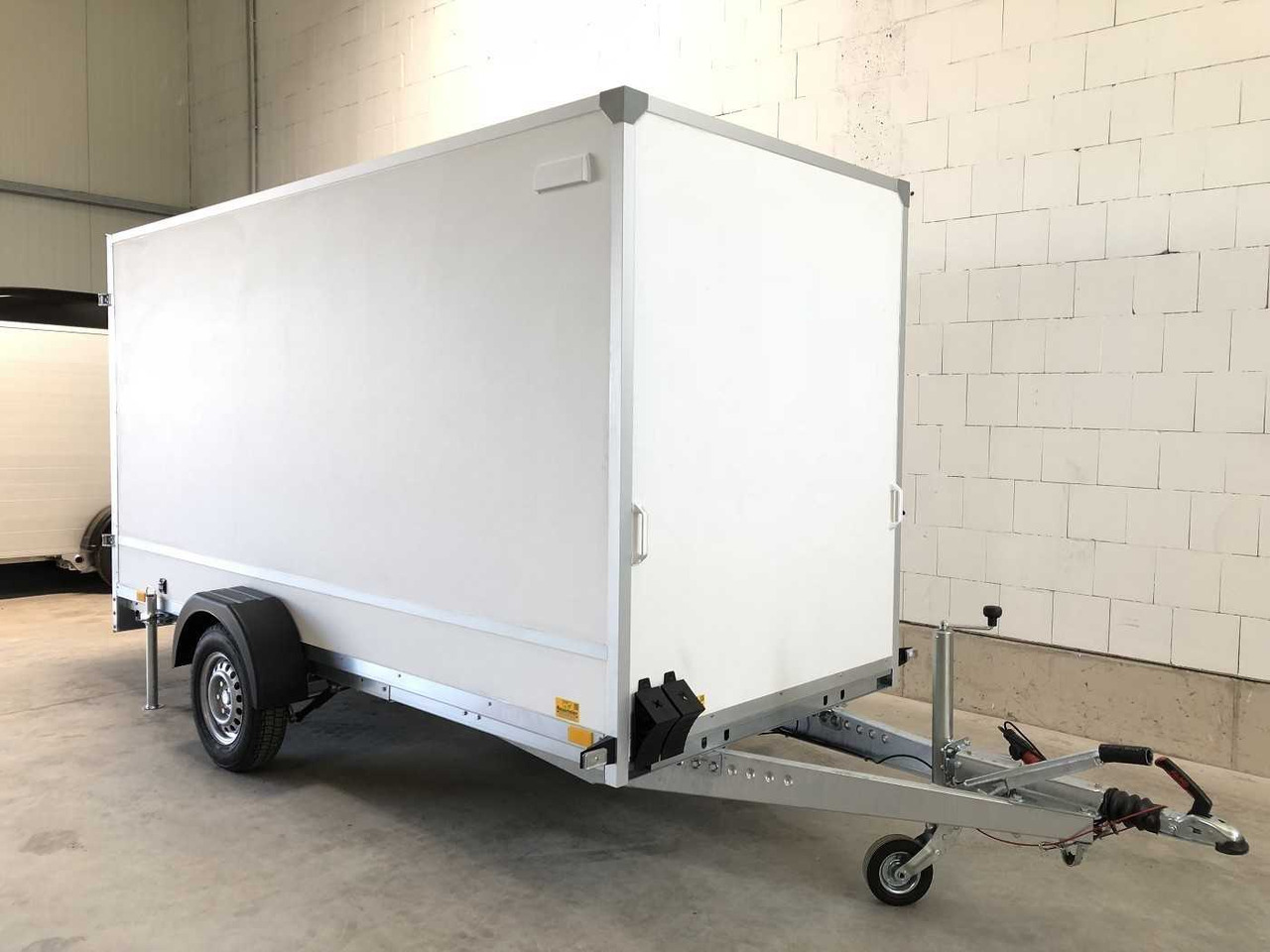 BLYSS F1336HD Kofferanhänger - Gesloten aanhangwagen: afbeelding 2 BLYSS F1336HD Kofferanhänger - Gesloten aanhangwagen: afbeelding 2