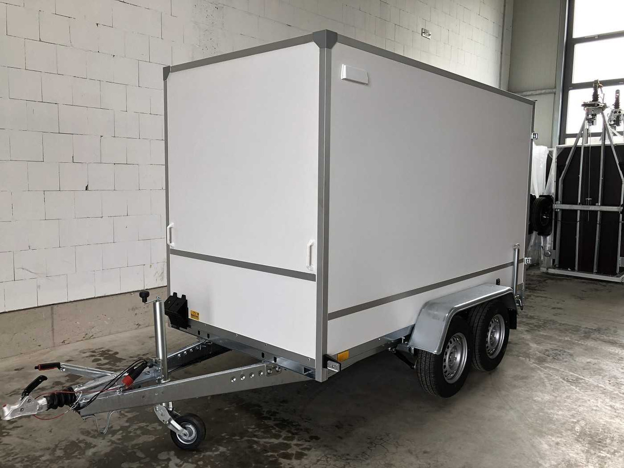 BLYSS F2030HTD Seitentür Kofferanhänger - Gesloten aanhangwagen: afbeelding 4 BLYSS F2030HTD Seitentür Kofferanhänger - Gesloten aanhangwagen: afbeelding 4