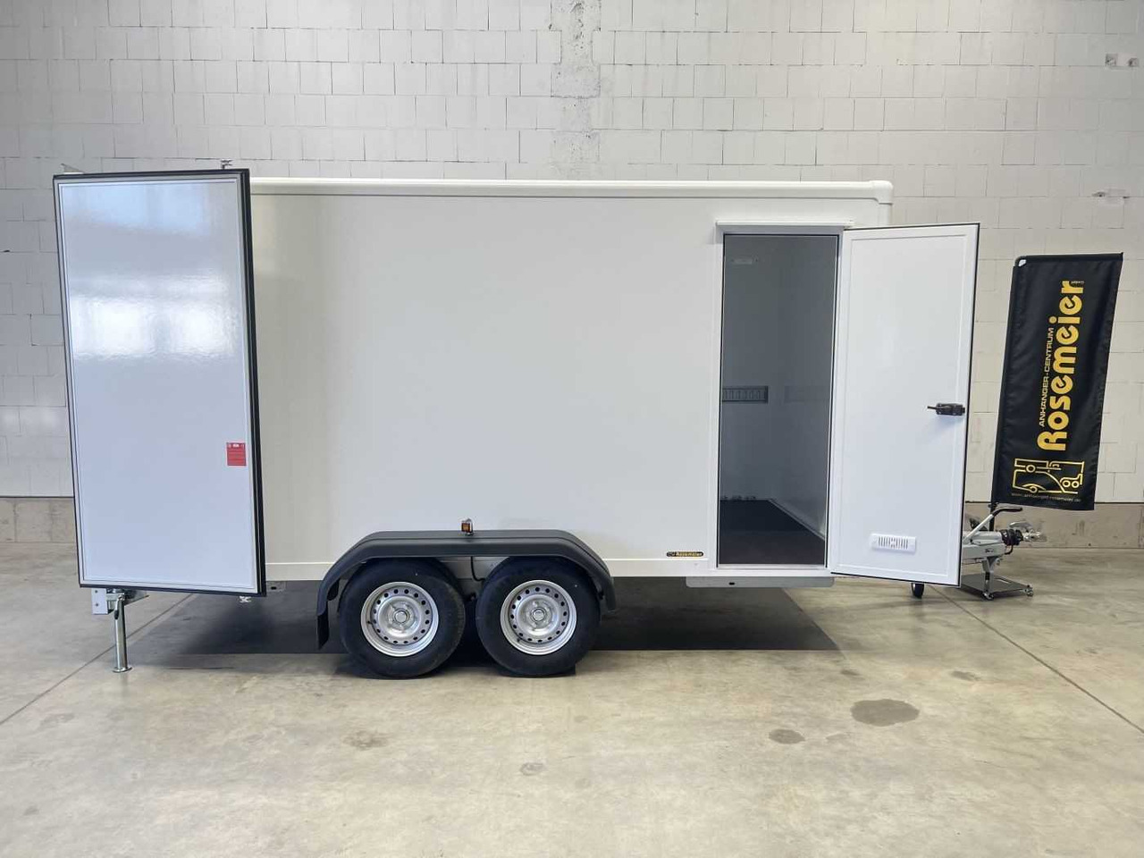 BLYSS FS2740/200HTL Seitentür Kofferanhänger - Gesloten aanhangwagen: afbeelding 1 BLYSS FS2740/200HTL Seitentür Kofferanhänger - Gesloten aanhangwagen: afbeelding 1