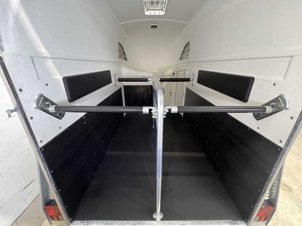 Nieuw Paardentrailer BOECKMANN Big Master WCF Sonder Pferdeanhänger: afbeelding 11