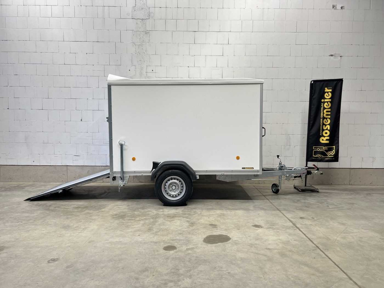 BOECKMANN KT 2513/135 V Rampe Stützen Kofferanhänger - Gesloten aanhangwagen: afbeelding 1 BOECKMANN KT 2513/135 V Rampe Stützen Kofferanhänger - Gesloten aanhangwagen: afbeelding 1