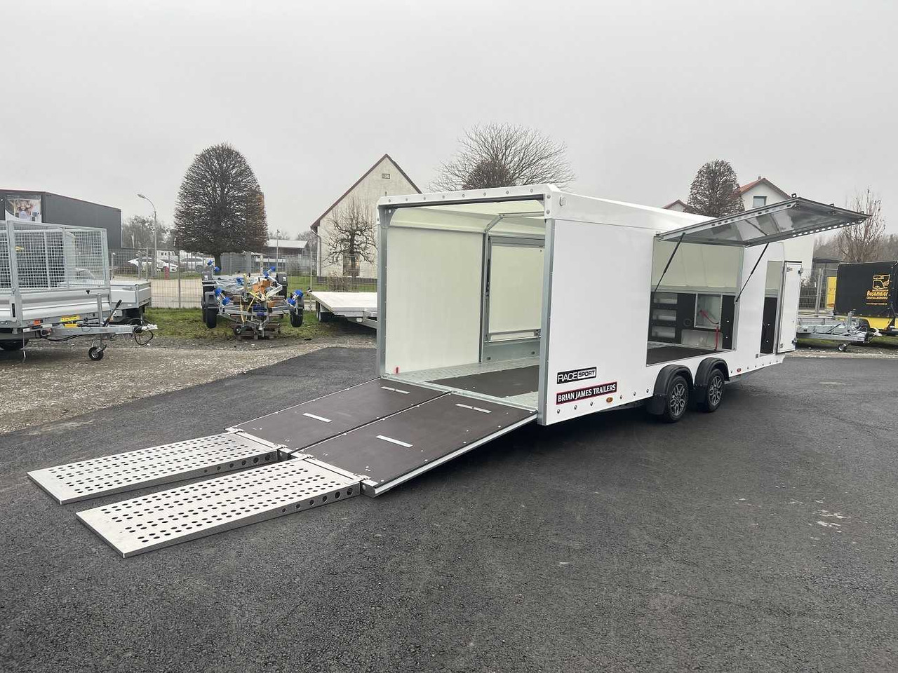 BRIAN_JAMES Race Sport Autotransporter geschlossen - Autotransport aanhangwagen: afbeelding 2 BRIAN_JAMES Race Sport Autotransporter geschlossen - Autotransport aanhangwagen: afbeelding 2