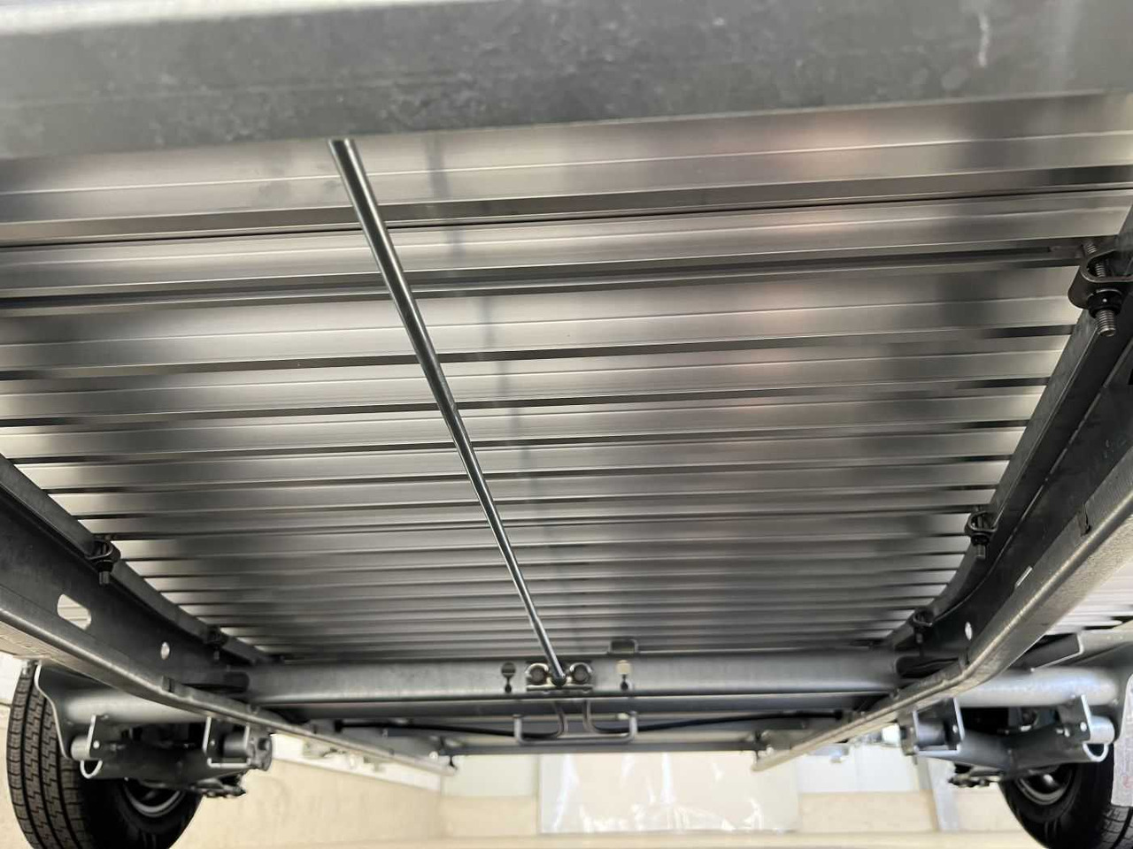 Nieuw Motor aanhanger CHEVAL LIBERTE DEBON C400 Roadster ALF Kofferanhänger: afbeelding 25 Nieuw Motor aanhanger CHEVAL LIBERTE DEBON C400 Roadster ALF Kofferanhänger: afbeelding 25