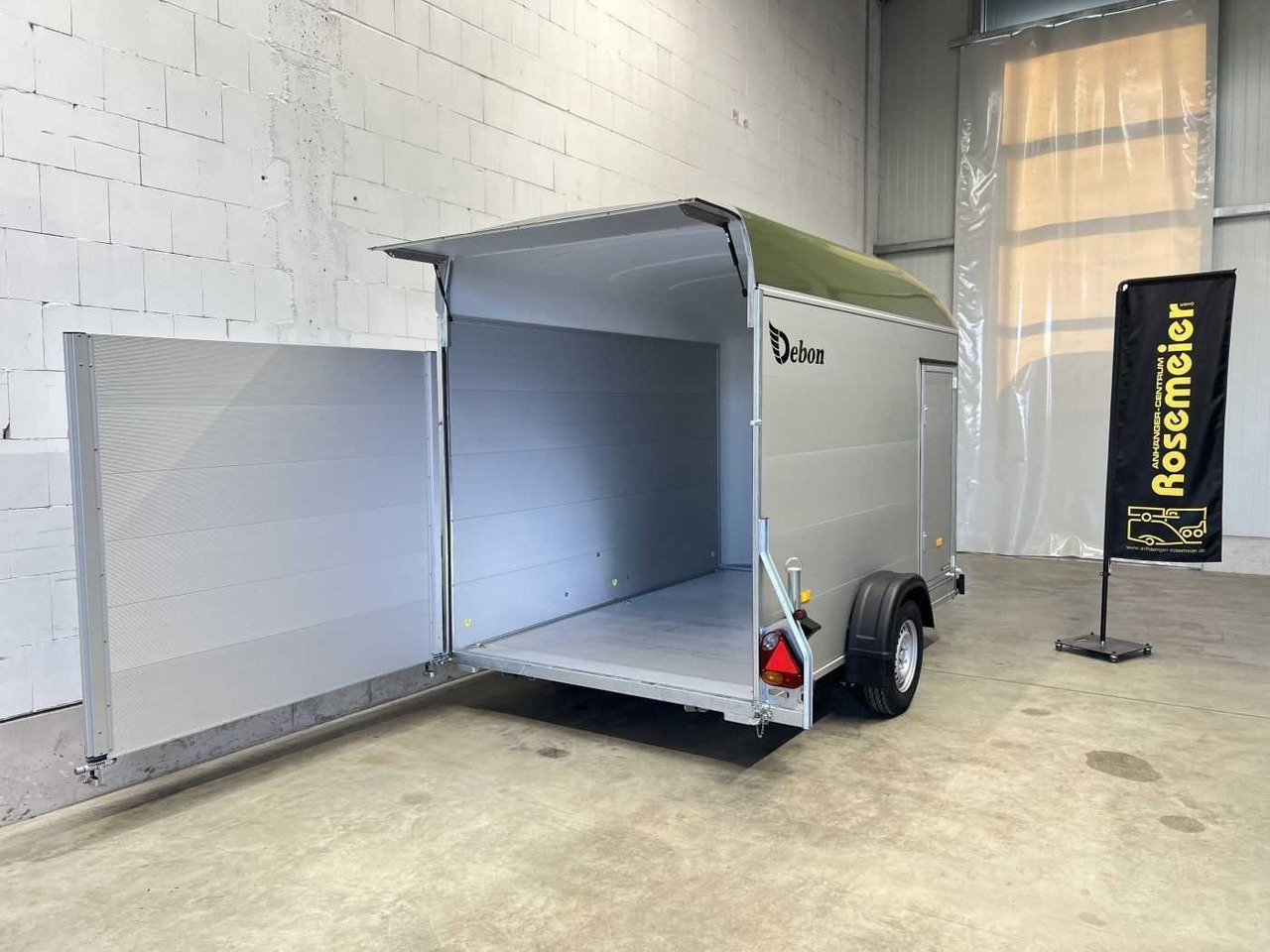 CHEVAL LIBERTE DEBON C400 Roadster Kofferanhänger - Motor aanhanger: afbeelding 4 CHEVAL LIBERTE DEBON C400 Roadster Kofferanhänger - Motor aanhanger: afbeelding 4