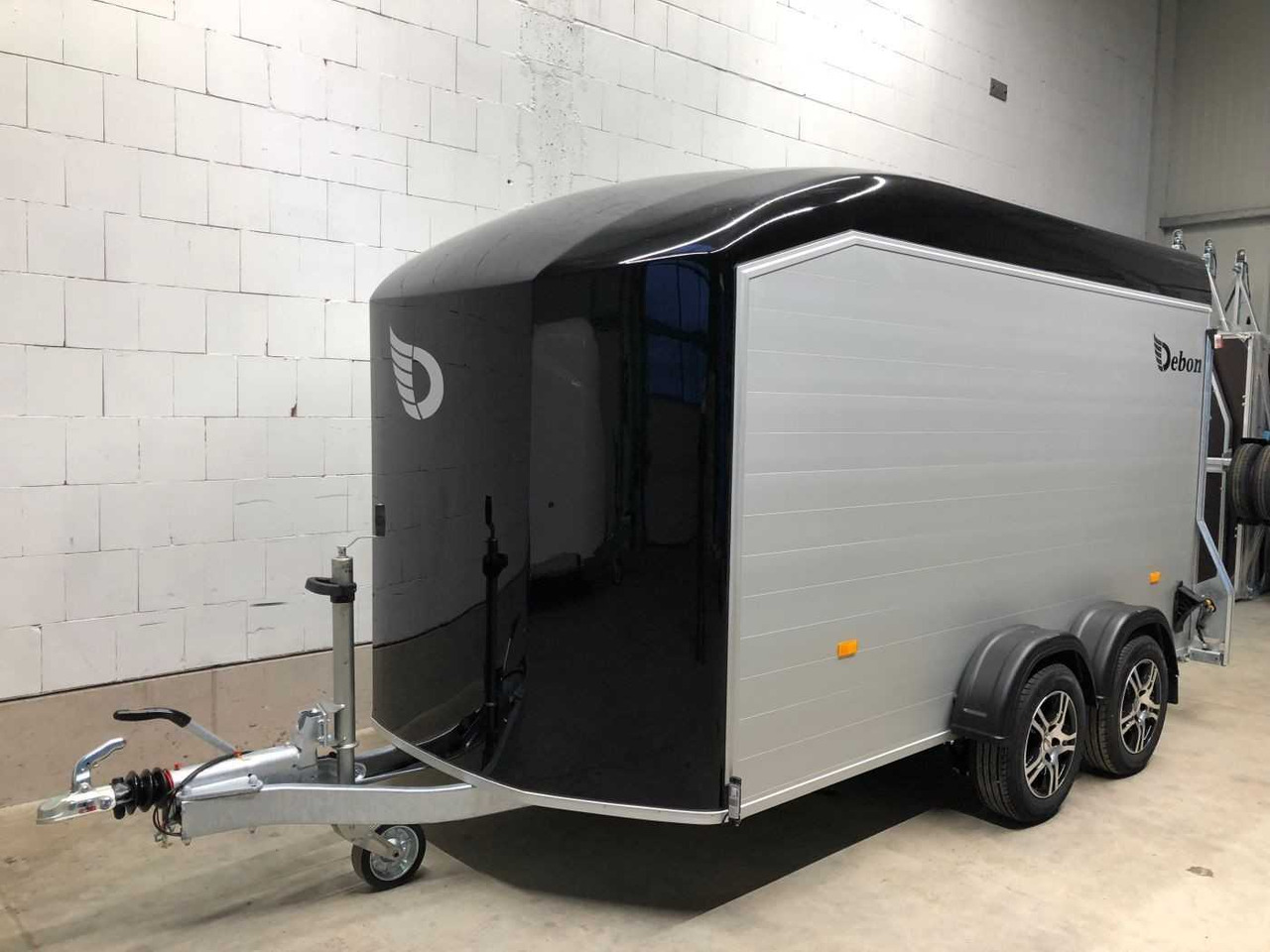 CHEVAL LIBERTE DEBON C700 Roadster ALF Kofferanhänger - Gesloten aanhangwagen: afbeelding 4 CHEVAL LIBERTE DEBON C700 Roadster ALF Kofferanhänger - Gesloten aanhangwagen: afbeelding 4