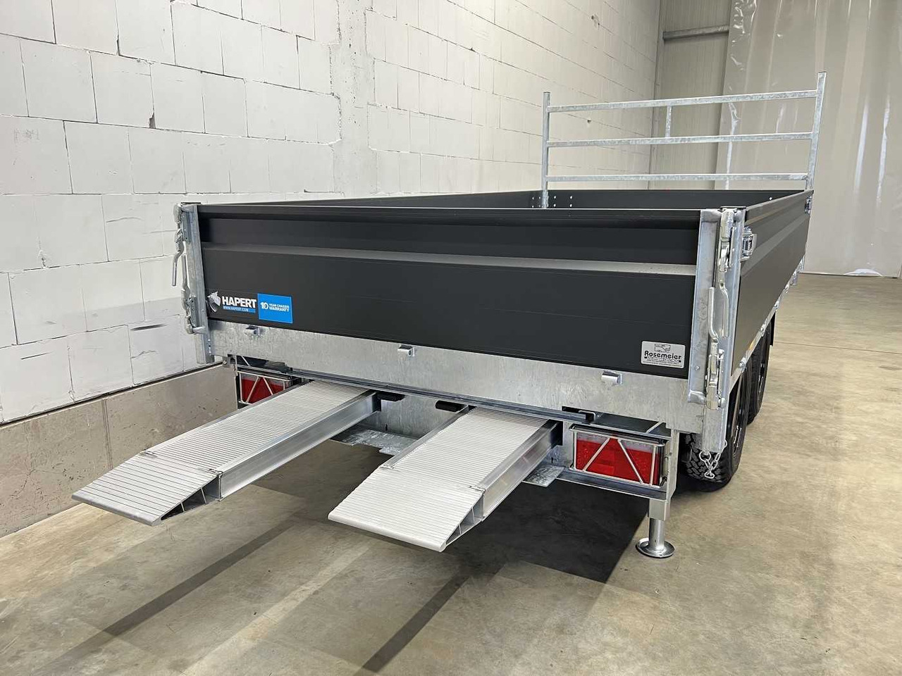 HAPERT Cobalt HM-2+ Dreiseitenkipper - Kipper aanhangwagen: afbeelding 4 HAPERT Cobalt HM-2+ Dreiseitenkipper - Kipper aanhangwagen: afbeelding 4