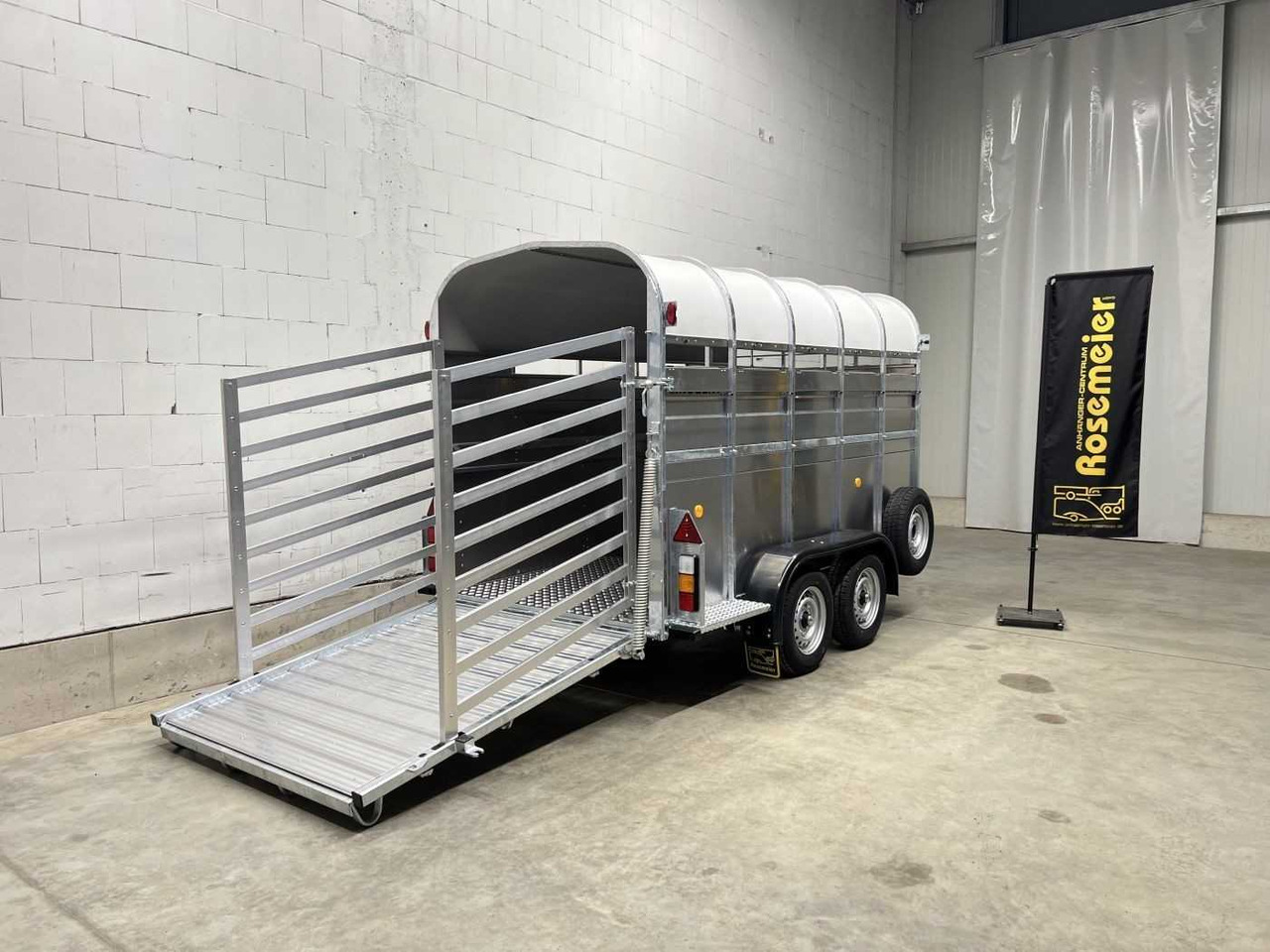 NUGENT L3015S Viehanhänger Nugent - Veewagen aanhangwagen: afbeelding 2 NUGENT L3015S Viehanhänger Nugent - Veewagen aanhangwagen: afbeelding 2