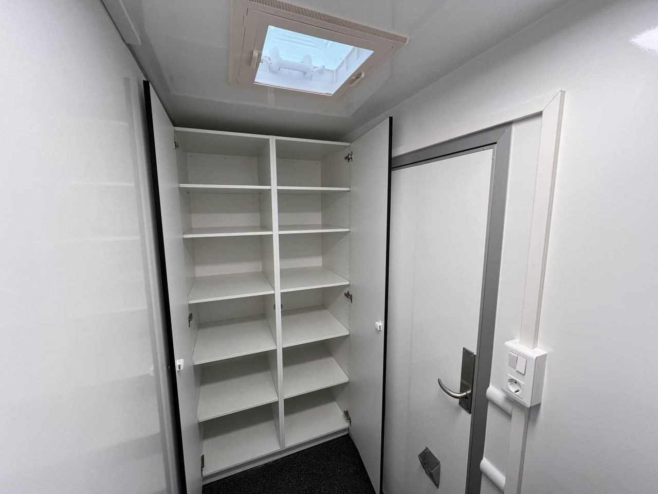 Nieuw Wooncontainer, Aanhangwagen ROSEMEIER EW TA-NO Mannschaftswagen 738 Mannschaftswagen: afbeelding 6
