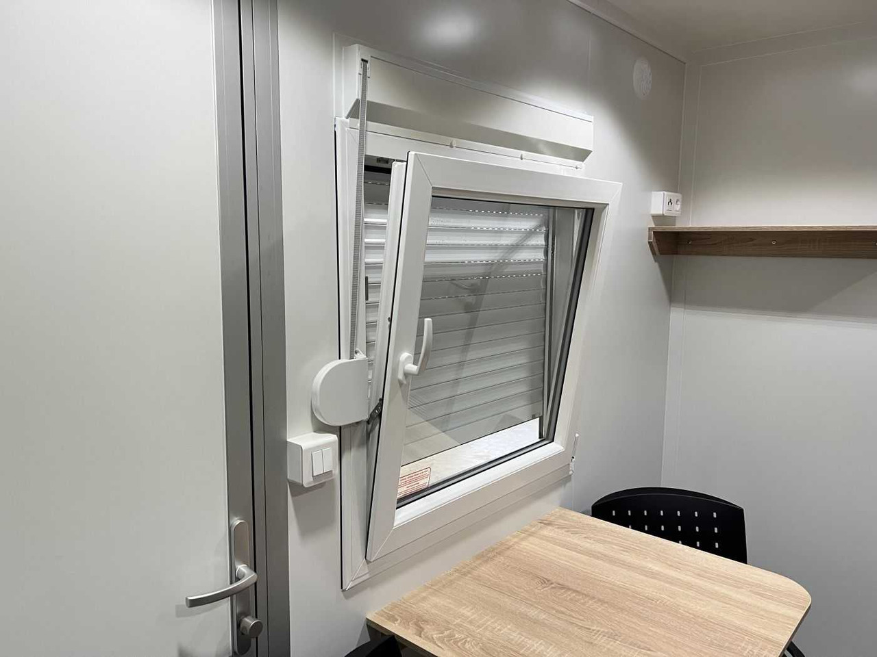 Nieuw Wooncontainer, Aanhangwagen ROSEMEIER VE MOBI 5642 Mannschaftswagen: afbeelding 7