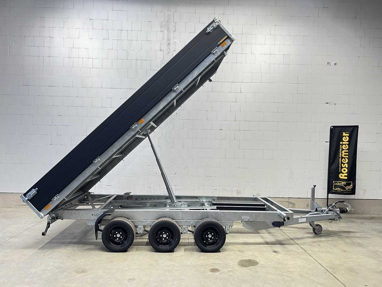 SARIS K3 406 204 3500 3 B E Black Dreiseitenkipper - Kipper aanhangwagen: afbeelding 1 SARIS K3 406 204 3500 3 B E Black Dreiseitenkipper - Kipper aanhangwagen: afbeelding 1