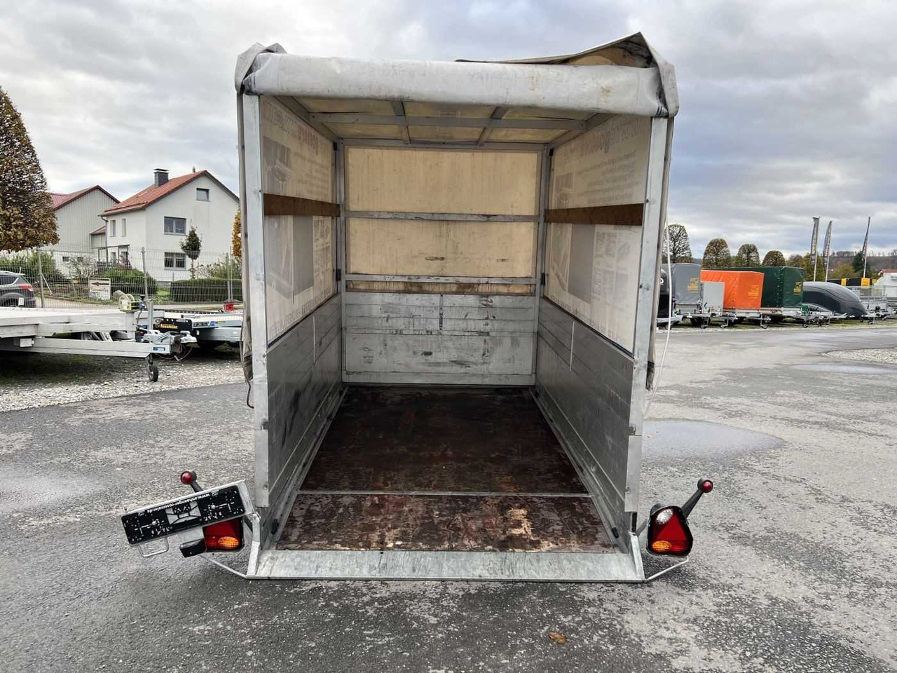 VEZEKO Husky FB 13.28 Plane Absenker - Aanhangwagen auto: afbeelding 2 VEZEKO Husky FB 13.28 Plane Absenker - Aanhangwagen auto: afbeelding 2