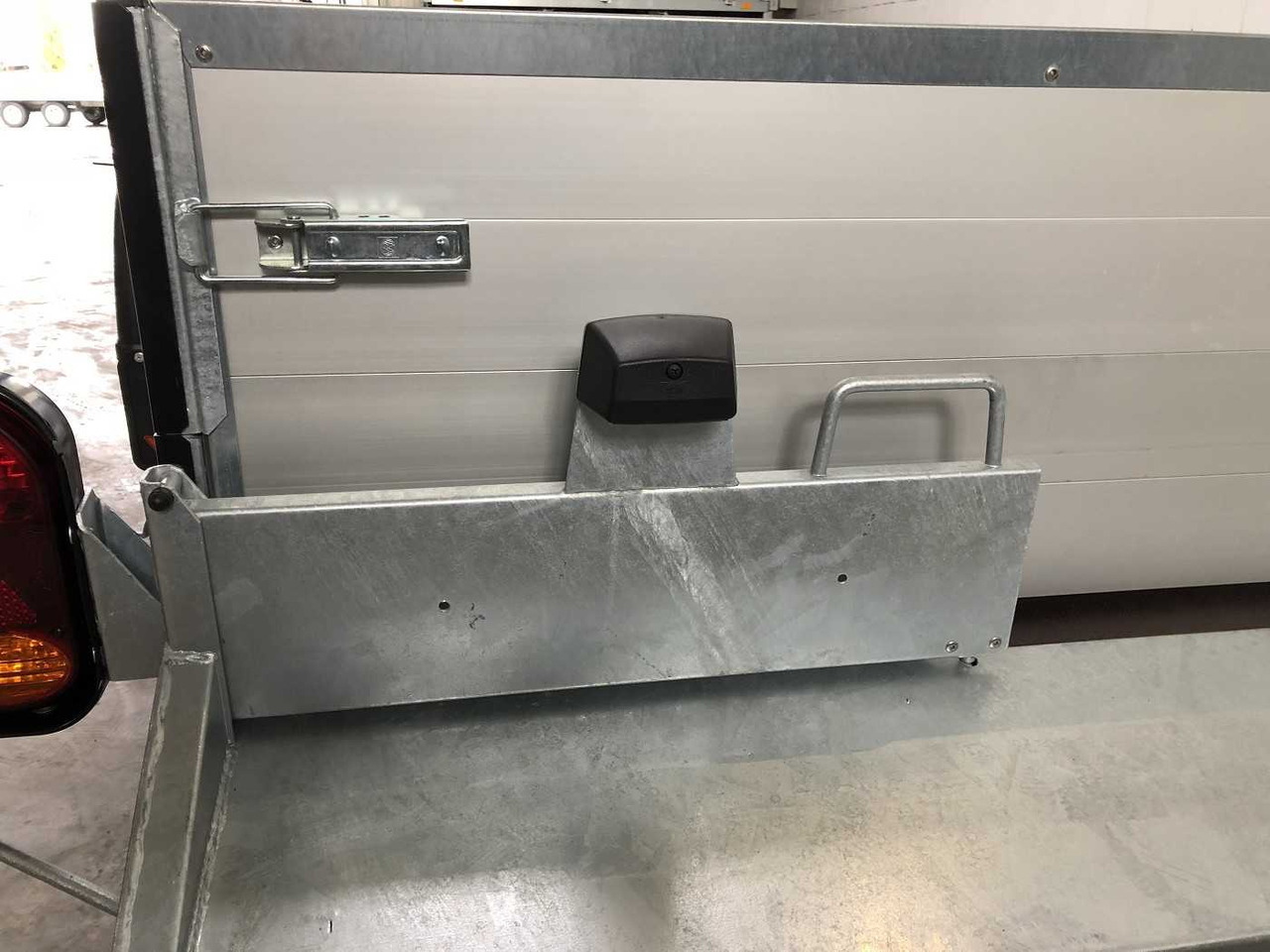 Nieuw Aanhangwagen auto VEZEKO Husky FB 15.28 BW 250 Absenker: afbeelding 14
