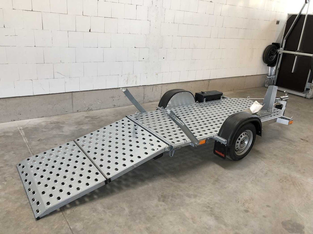 VEZEKO Motovan A + Box Motorradanhänger - Motor aanhanger: afbeelding 1 VEZEKO Motovan A + Box Motorradanhänger - Motor aanhanger: afbeelding 1