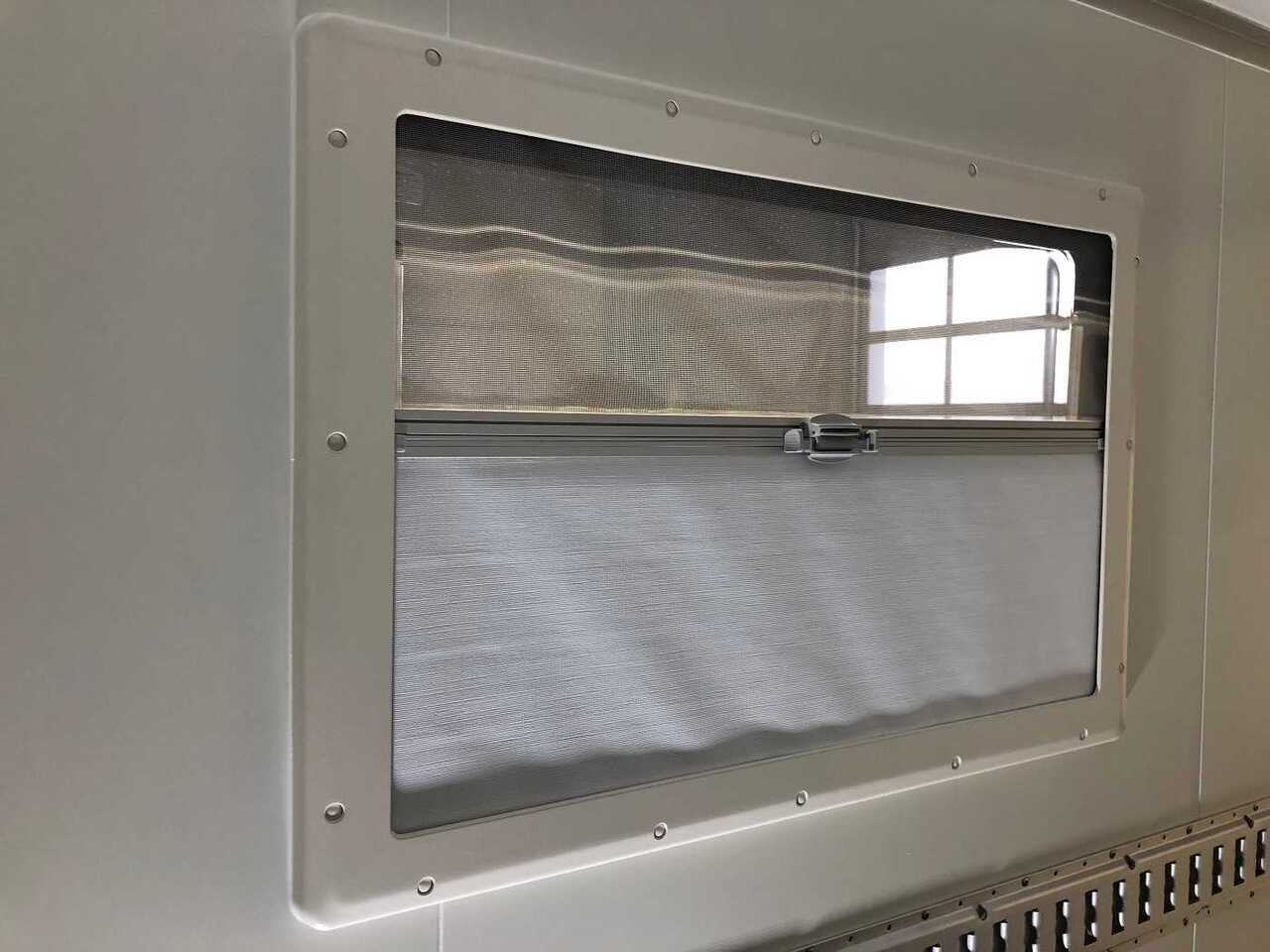 Nieuw Gesloten aanhangwagen VEZEKO TK B 27.35 Rampe Tür Fenster Kofferanhänger: afbeelding 22 Nieuw Gesloten aanhangwagen VEZEKO TK B 27.35 Rampe Tür Fenster Kofferanhänger: afbeelding 22