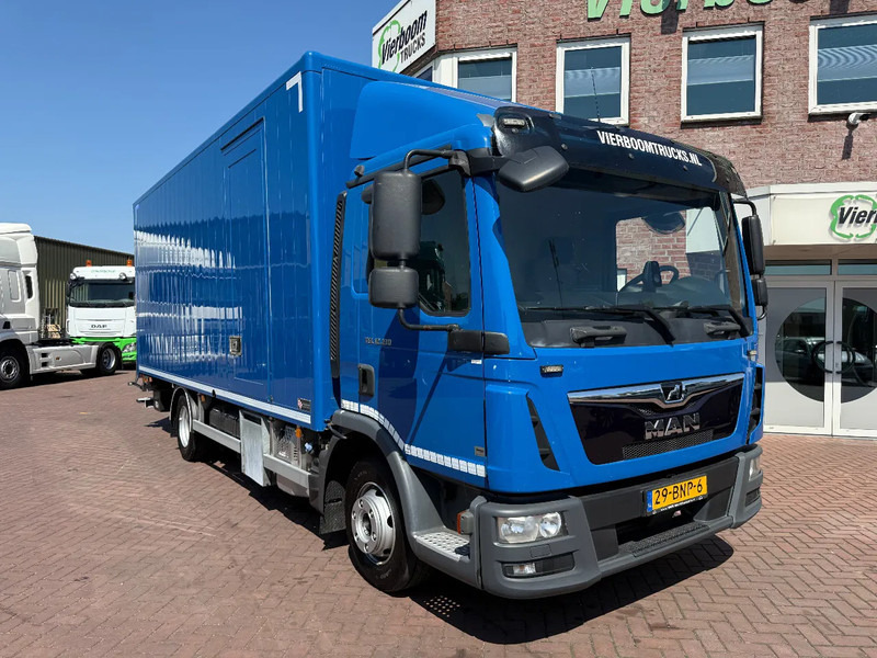 MAN TGL TGL 12.190 BL Koffer mit Ladebordwand Top Zustand !!!!!!!! - Bakwagen: afbeelding 1 MAN TGL TGL 12.190 BL Koffer mit Ladebordwand Top Zustand !!!!!!!! - Bakwagen: afbeelding 1