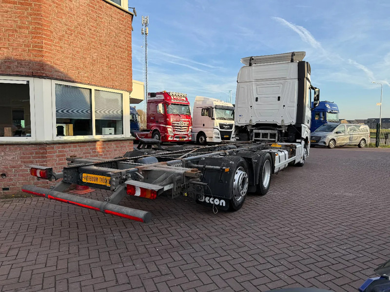 Mercedes-Benz Actros Actros 2542LL 6X2 BDF / ACC / AHK/ 678TKM / SMART TACHO / NL TRUCK - Containertransporter/ Wissellaadbak vrachtwagen: afbeelding 5 Mercedes-Benz Actros Actros 2542LL 6X2 BDF / ACC / AHK/ 678TKM / SMART TACHO / NL TRUCK - Containertransporter/ Wissellaadbak vrachtwagen: afbeelding 5