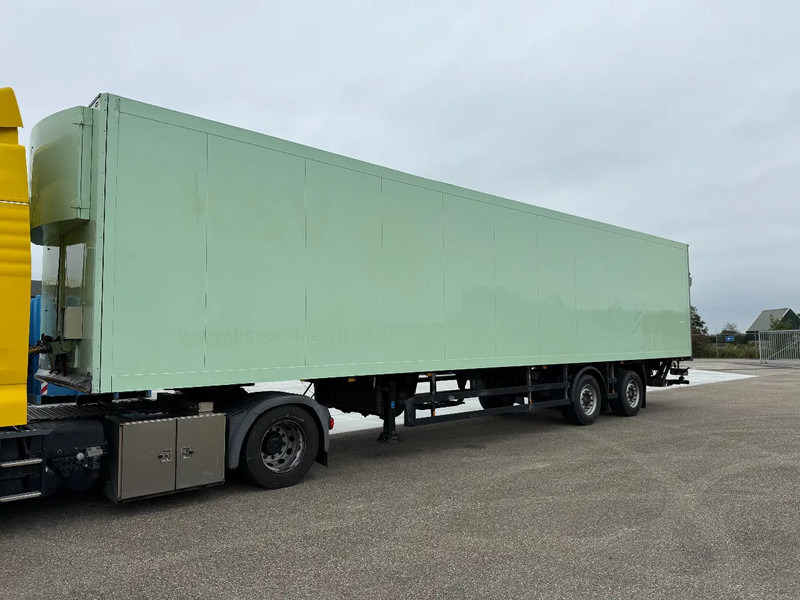 Schmitz Cargobull 2-Assige gestuurde bloemen/planten oplegger met 2 tons klep en kachel NIEUWE APK!!!!!!!!! - Koelwagen oplegger: afbeelding 1 Schmitz Cargobull 2-Assige gestuurde bloemen/planten oplegger met 2 tons klep en kachel NIEUWE APK!!!!!!!!! - Koelwagen oplegger: afbeelding 1