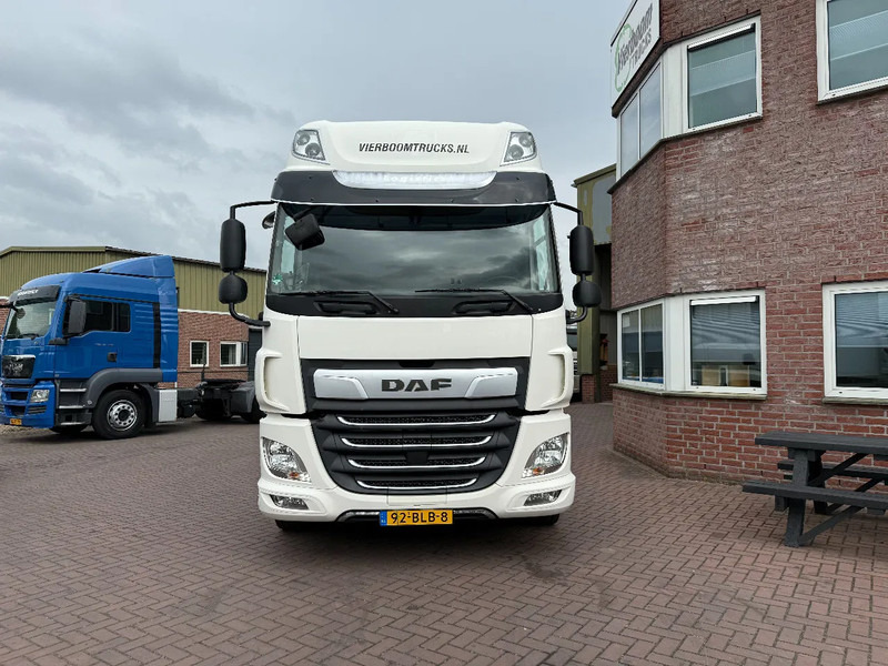 DAF CF 410 CF410 4X2 Spacecab - Distributie trekker - Mileuzone - Dealer onderhouden - apk 6-2026 - Trekker: afbeelding 2 DAF CF 410 CF410 4X2 Spacecab - Distributie trekker - Mileuzone - Dealer onderhouden - apk 6-2026 - Trekker: afbeelding 2