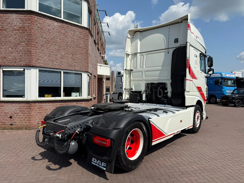 DAF XF 480 XF480 SSC 4X2 / EURO6 D / RETARDER / SPECIAL INTERIOR / NEW CONDITION / FULL AIR / NL TRUCK - Trekker: afbeelding 5 DAF XF 480 XF480 SSC 4X2 / EURO6 D / RETARDER / SPECIAL INTERIOR / NEW CONDITION / FULL AIR / NL TRUCK - Trekker: afbeelding 5
