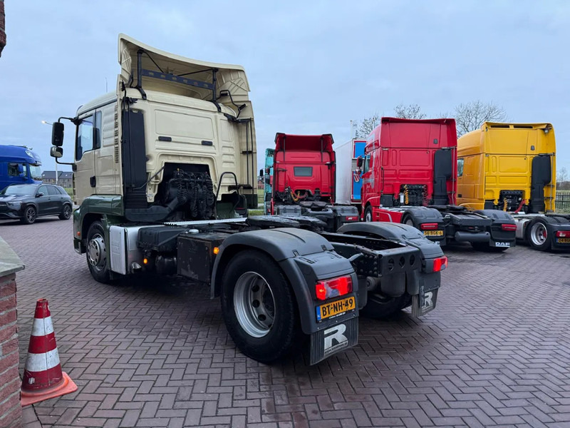 MAN TGA 18.320 TGA 18.320 4X2 / Airco/ Sleeping cabin / Euro 4 Holland Truck- Top Condition - Trekker: afbeelding 3 MAN TGA 18.320 TGA 18.320 4X2 / Airco/ Sleeping cabin / Euro 4 Holland Truck- Top Condition - Trekker: afbeelding 3
