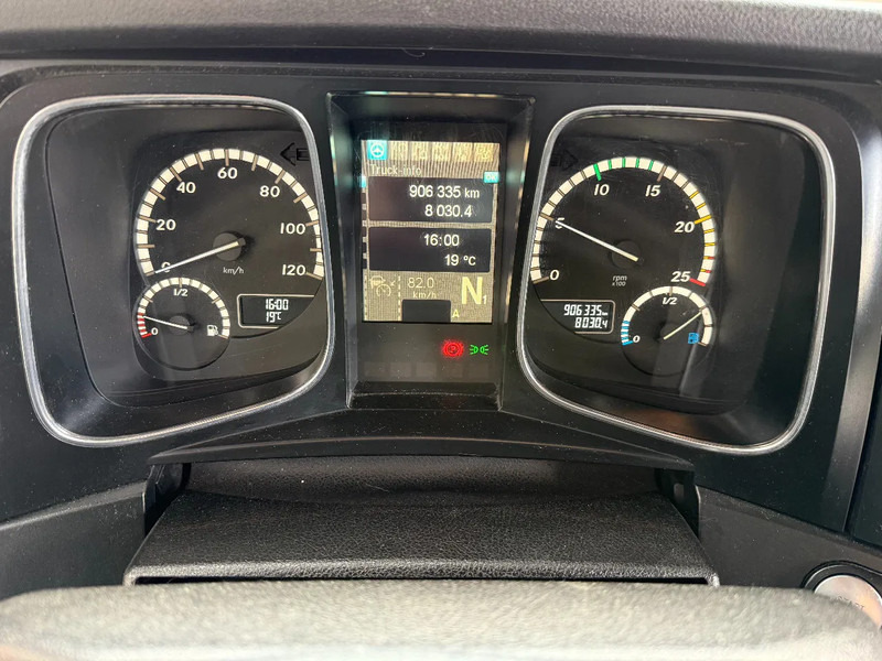 Mercedes-Benz Actros Actros 1842LS 4X2 Streamspace / ACC / Full MB service / Holland Truck - Trekker: afbeelding 3 Mercedes-Benz Actros Actros 1842LS 4X2 Streamspace / ACC / Full MB service / Holland Truck - Trekker: afbeelding 3