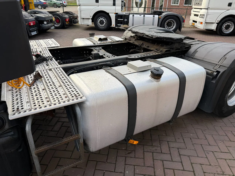 Mercedes-Benz Actros Actros 1842LS 4X2 / engine and gearbox 100% good - Trekker: afbeelding 5 Mercedes-Benz Actros Actros 1842LS 4X2 / engine and gearbox 100% good - Trekker: afbeelding 5