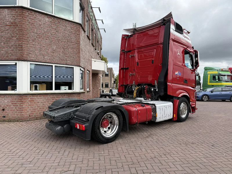 Mercedes-Benz Actros Actros 1848LLS Gigaspace "Silver Star Edition" / Smart tacho / Night airco / TOP - Trekker: afbeelding 5 Mercedes-Benz Actros Actros 1848LLS Gigaspace "Silver Star Edition" / Smart tacho / Night airco / TOP - Trekker: afbeelding 5