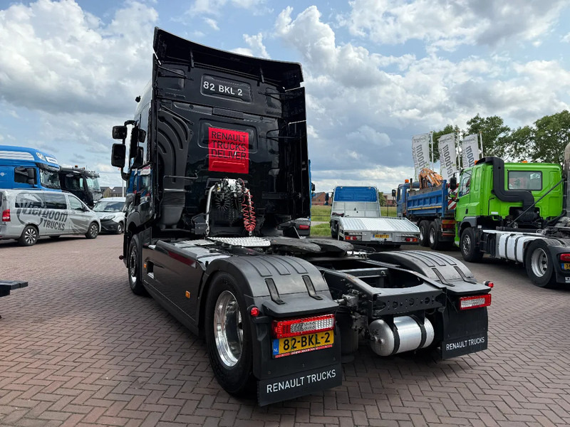 Renault T T460 4X2 "Black Beauty" full options only 463.268KM Holland Truck !!!!!! - Trekker: afbeelding 3 Renault T T460 4X2 "Black Beauty" full options only 463.268KM Holland Truck !!!!!! - Trekker: afbeelding 3