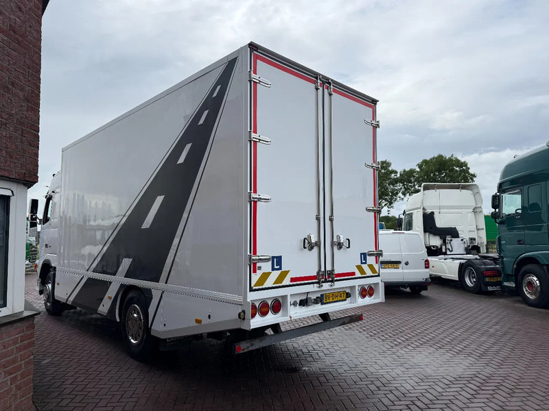 Volvo FH 400 FAHRSCHULE / DRIVINGSCHOOL / MANUAL / 4-SITZE / 343TKM / HOLLAND TRUCK!!! - Bakwagen: afbeelding 3 Volvo FH 400 FAHRSCHULE / DRIVINGSCHOOL / MANUAL / 4-SITZE / 343TKM / HOLLAND TRUCK!!! - Bakwagen: afbeelding 3