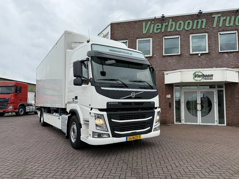 Volvo FM 410 GLOBETROTTER BDF MIT WECHSELKOFFER + LBW EURO 6 HOLLAND TRUCK - Containertransporter/ Wissellaadbak vrachtwagen: afbeelding 1 Volvo FM 410 GLOBETROTTER BDF MIT WECHSELKOFFER + LBW EURO 6 HOLLAND TRUCK - Containertransporter/ Wissellaadbak vrachtwagen: afbeelding 1