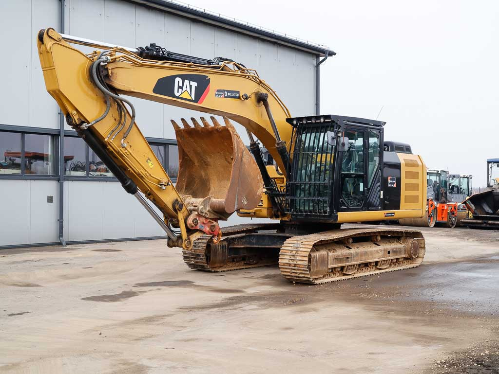 CATERPILLAR 320F - Rupsgraafmachine: afbeelding 2 CATERPILLAR 320F - Rupsgraafmachine: afbeelding 2