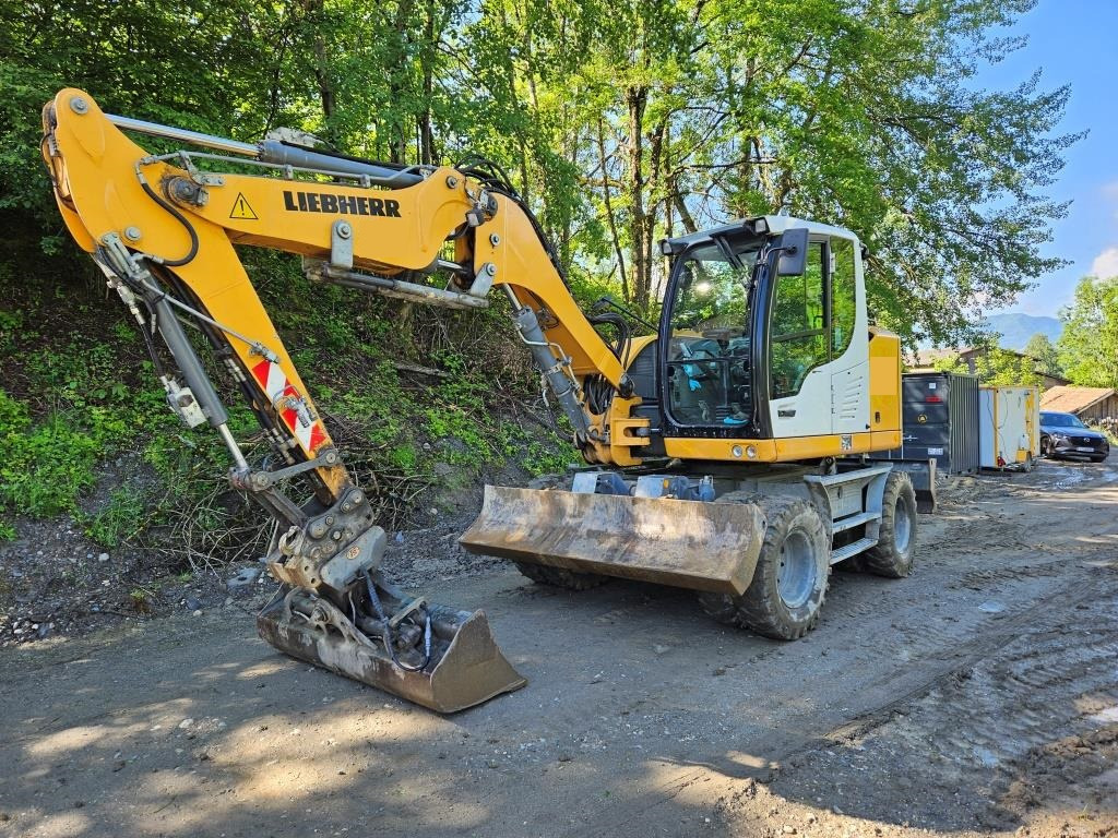 LIEBHERR A 910 - Mobiele graafmachine: afbeelding 1 LIEBHERR A 910 - Mobiele graafmachine: afbeelding 1