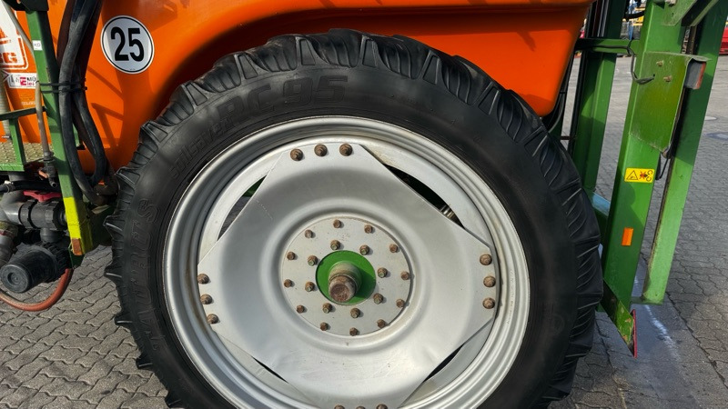 Amazone-BBG S330 NOVA 27m - Veldspuit: afbeelding 3 Amazone-BBG S330 NOVA 27m - Veldspuit: afbeelding 3