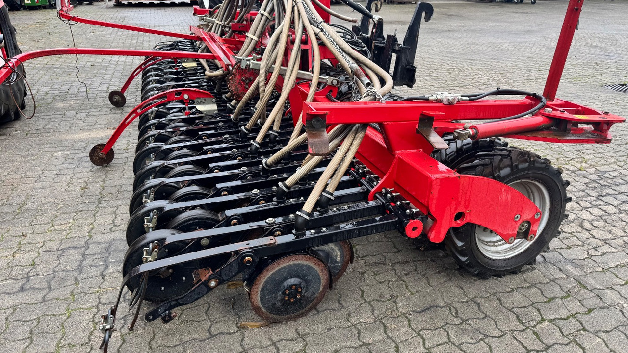 Horsch Pronto 6AS mit Säschiene Maistro 8RC - Zaaimachine: afbeelding 2 Horsch Pronto 6AS mit Säschiene Maistro 8RC - Zaaimachine: afbeelding 2