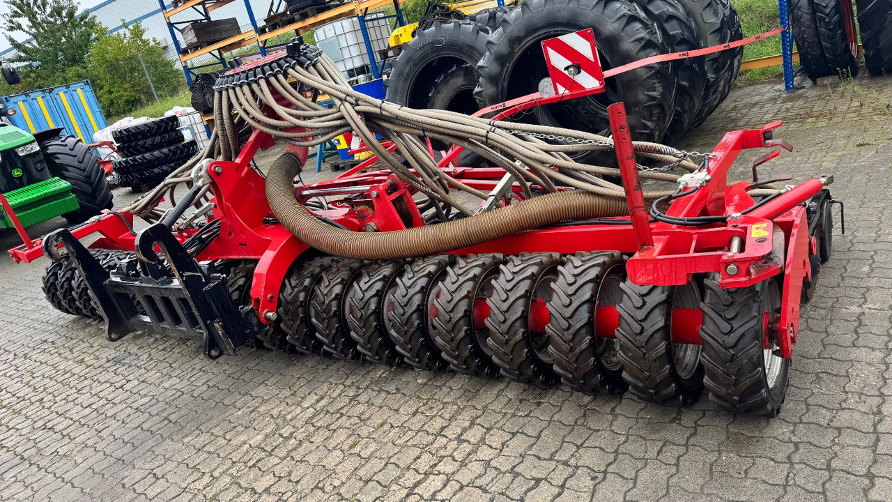 Horsch Pronto 6AS mit Säschiene Maistro 8RC - Zaaimachine: afbeelding 5 Horsch Pronto 6AS mit Säschiene Maistro 8RC - Zaaimachine: afbeelding 5