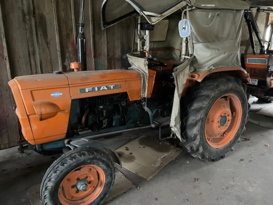 Traktor Fiat 315, 33PS - Tractor: afbeelding 2 Traktor Fiat 315, 33PS - Tractor: afbeelding 2