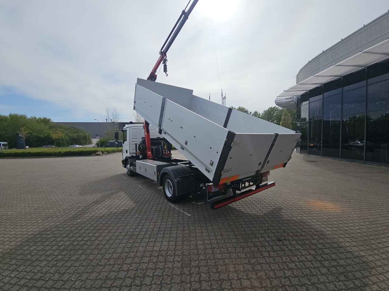 MAN TGL 10.220 - Kipper vrachtwagen, Kraanwagen: afbeelding 3 MAN TGL 10.220 - Kipper vrachtwagen, Kraanwagen: afbeelding 3