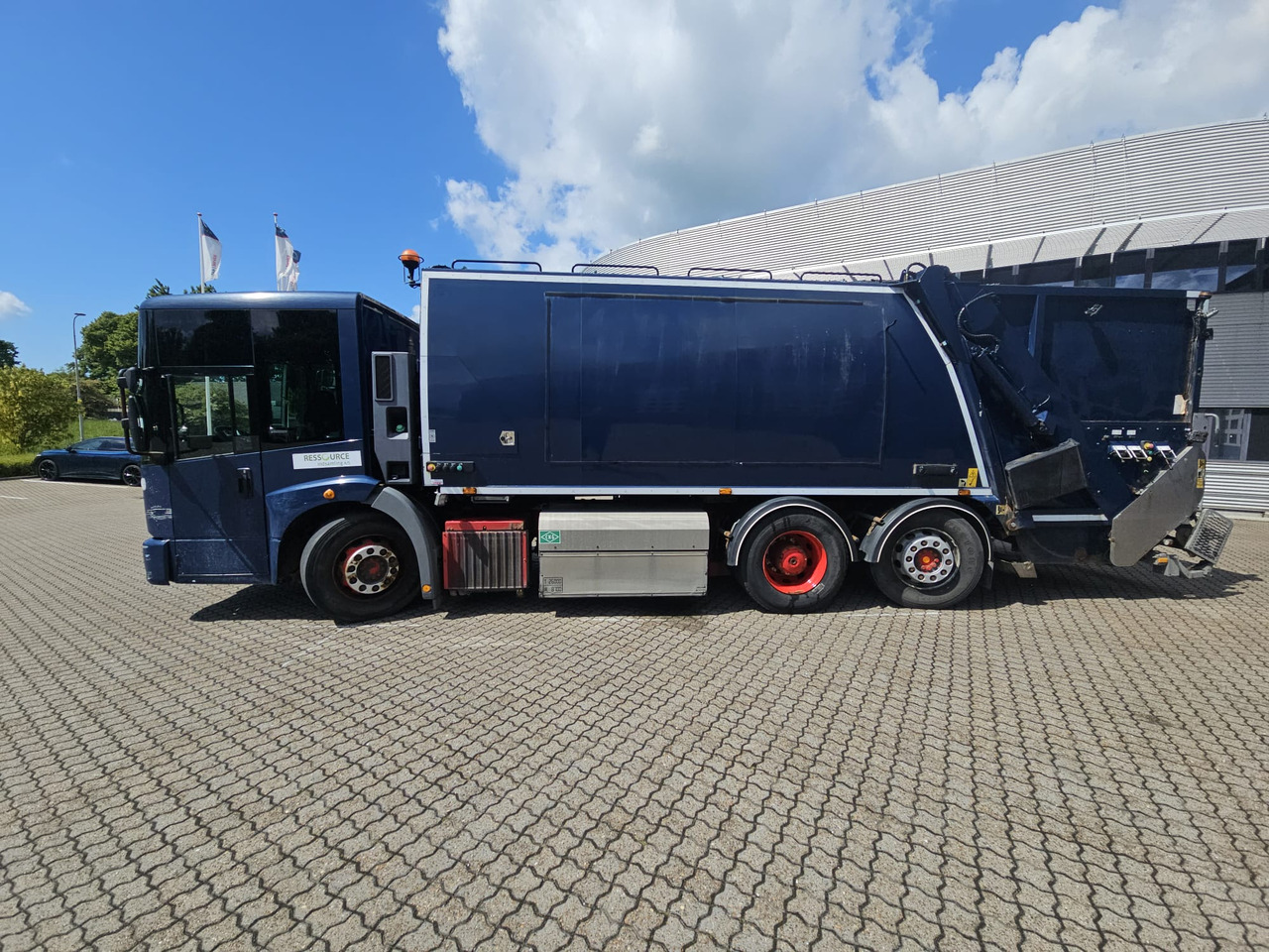 Mercedes Econic 2630 Gas-CNG - Vuilniswagen: afbeelding 2 Mercedes Econic 2630 Gas-CNG - Vuilniswagen: afbeelding 2