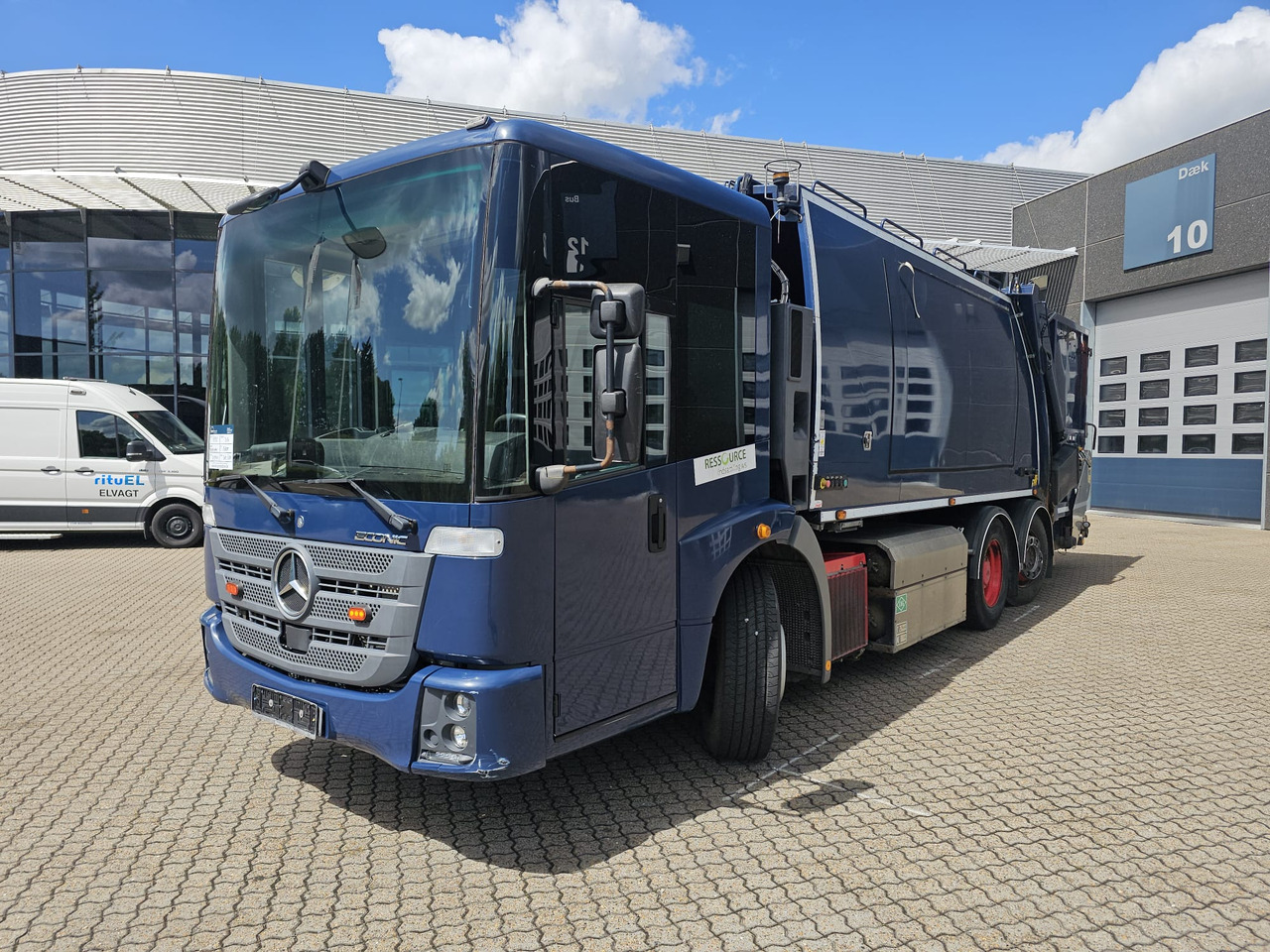 Mercedes Econic 2630 Gas-CNG - Vuilniswagen: afbeelding 1 Mercedes Econic 2630 Gas-CNG - Vuilniswagen: afbeelding 1