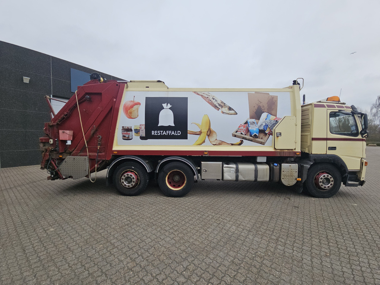 Vuilniswagen Volvo FM9 6x2: afbeelding 8 Vuilniswagen Volvo FM9 6x2: afbeelding 8