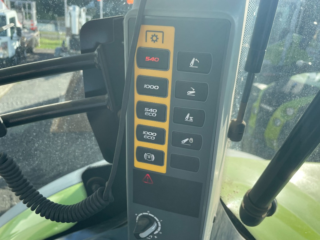 CLAAS Arion 660 CMATIC - Tractor: afbeelding 4 CLAAS Arion 660 CMATIC - Tractor: afbeelding 4