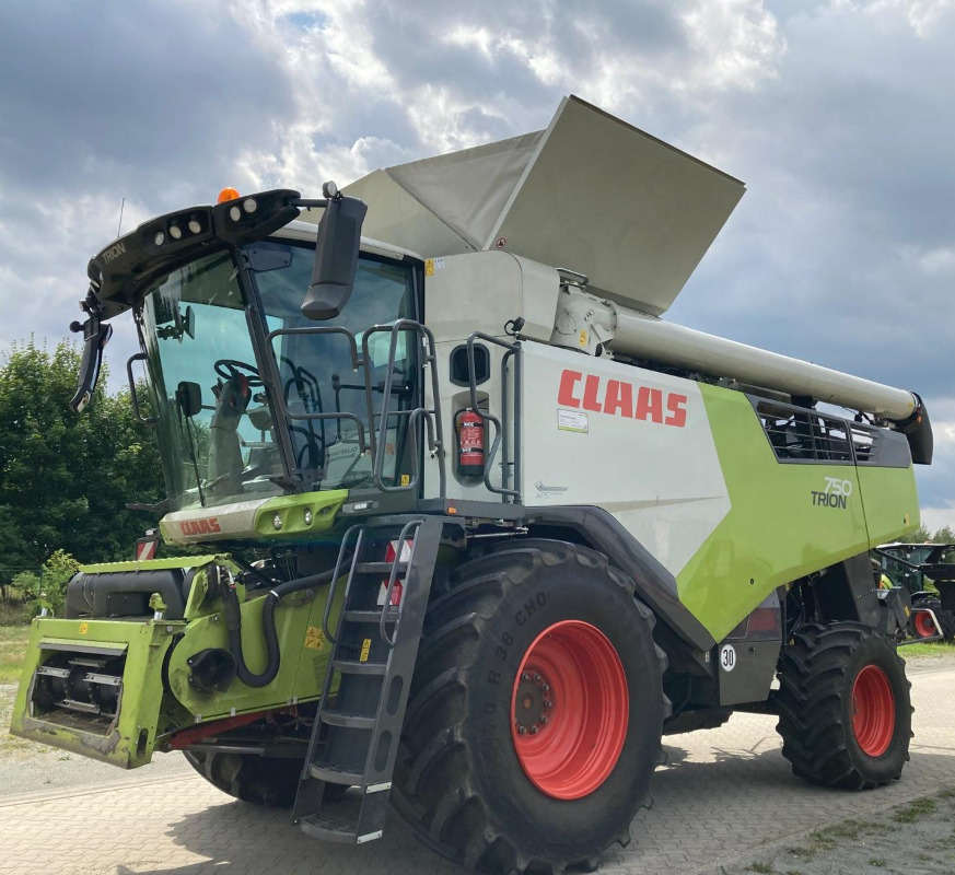 CLAAS Trion 750 - Maaidorser: afbeelding 1 CLAAS Trion 750 - Maaidorser: afbeelding 1