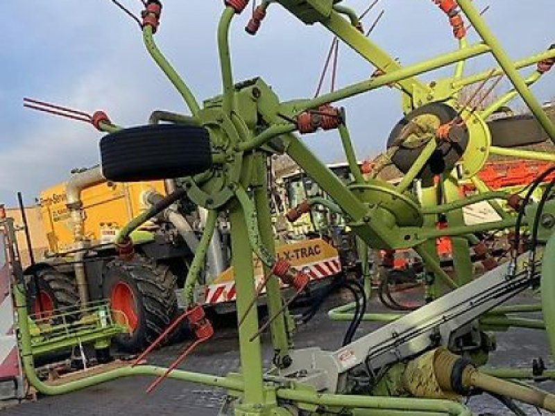 CLAAS Volto 770 - Hooischudder: afbeelding 1 CLAAS Volto 770 - Hooischudder: afbeelding 1