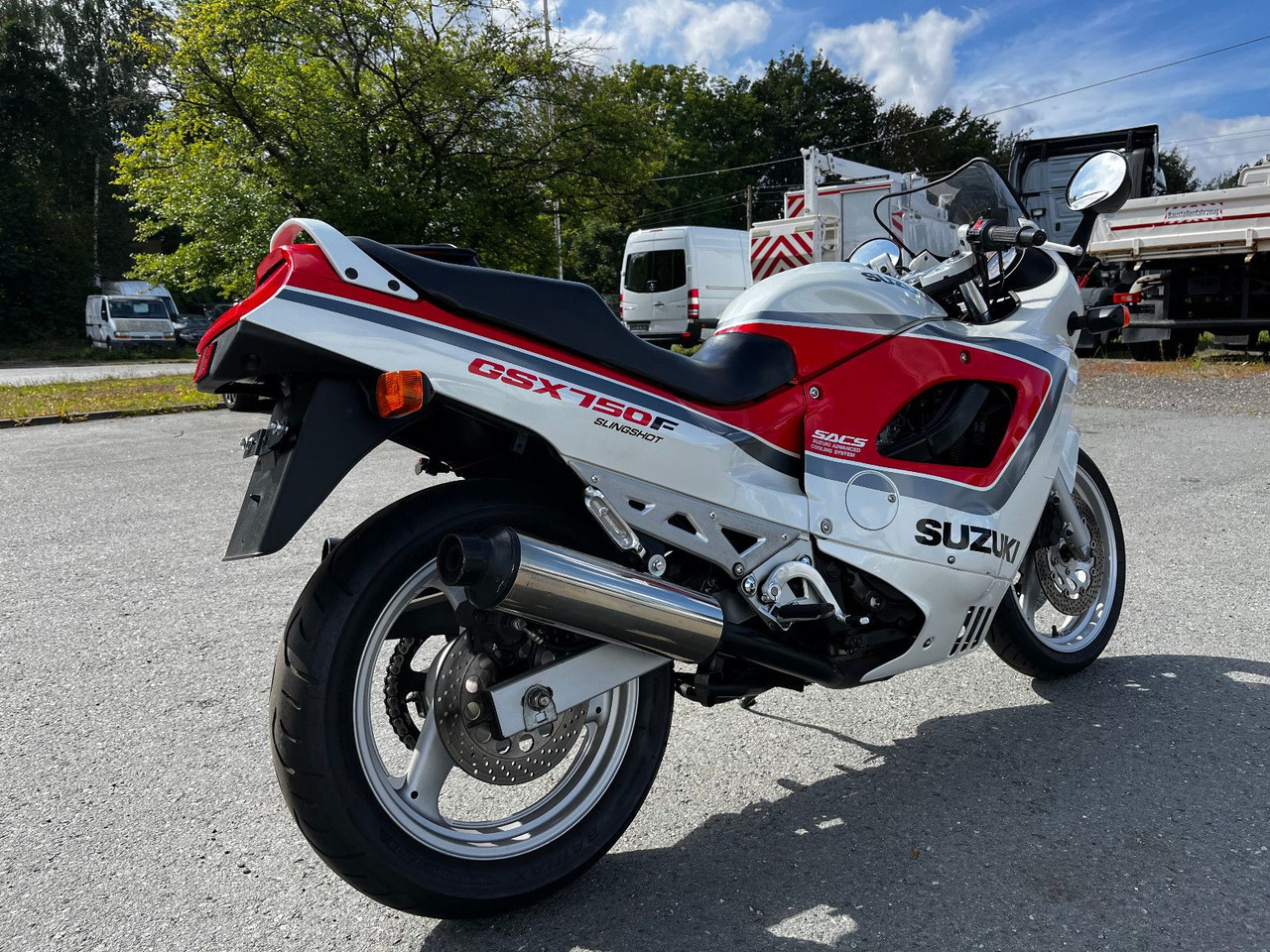 Suzuki GSX 750 - Motorfiets: afbeelding 5 Suzuki GSX 750 - Motorfiets: afbeelding 5