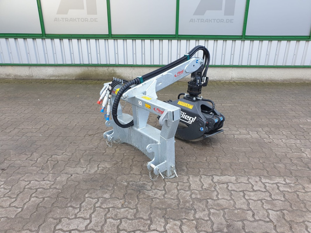 Fliegl RZ 185 COMBI PLUS - Bosbouwmachine: afbeelding 1 Fliegl RZ 185 COMBI PLUS - Bosbouwmachine: afbeelding 1