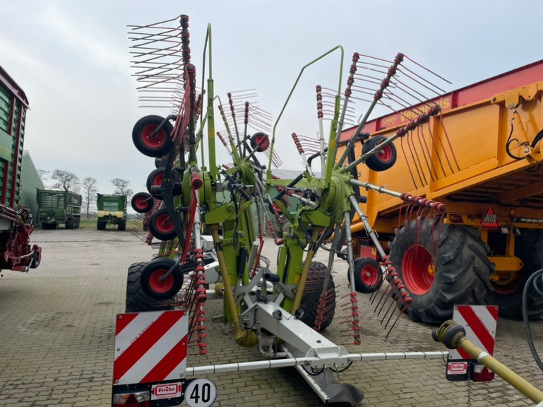 CLAAS Liner 3600 - Hooischudder: afbeelding 5 CLAAS Liner 3600 - Hooischudder: afbeelding 5