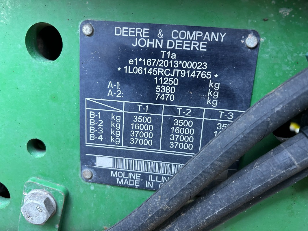 John Deere 6145R - Tractor: afbeelding 2 John Deere 6145R - Tractor: afbeelding 2