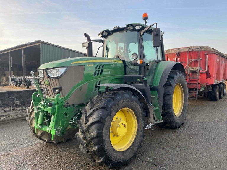 John Deere 6155M - Tractor: afbeelding 1 John Deere 6155M - Tractor: afbeelding 1