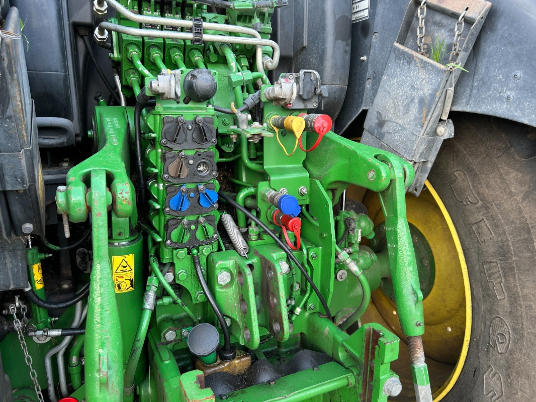 John Deere 6195R - Tractor: afbeelding 4 John Deere 6195R - Tractor: afbeelding 4