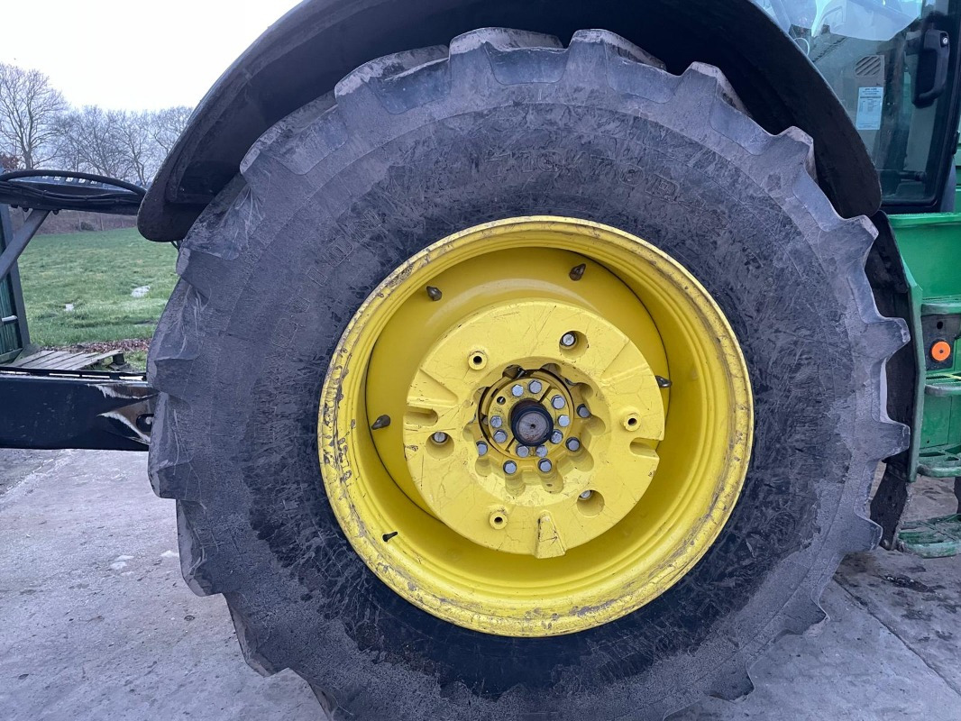 John Deere 6R 175 - Tractor: afbeelding 4 John Deere 6R 175 - Tractor: afbeelding 4